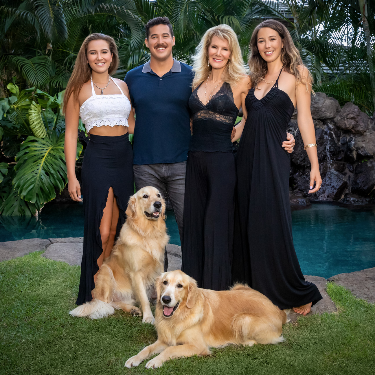 The One + Done Holiday Card Pet Session - Image 20